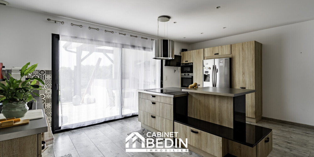 maison à ST MARTIN DU BOIS (33910)